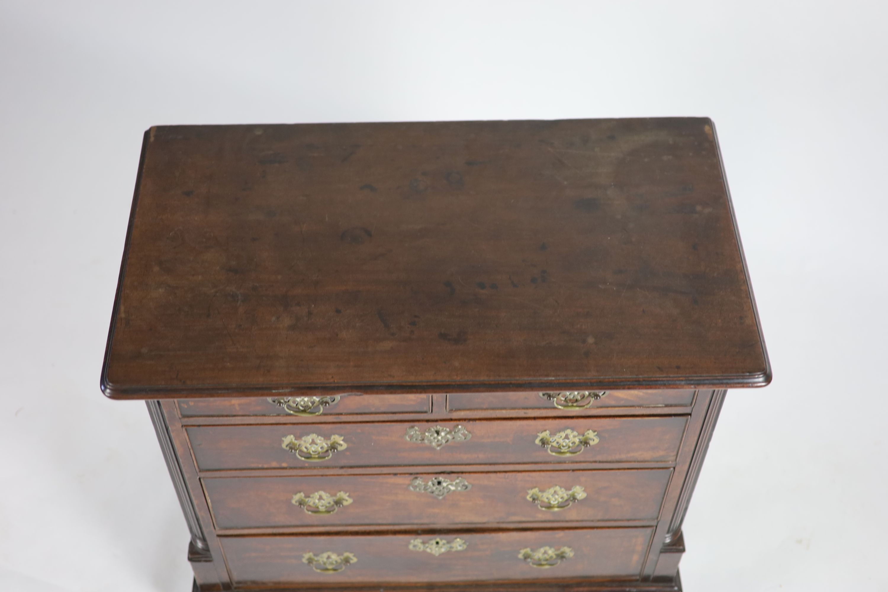 A George III mahogany chest W.87cm D.49cm H.83cm